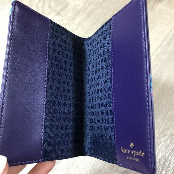 Kate Spade Peacock Party Passport Holder Cover - Picture 3 of 7